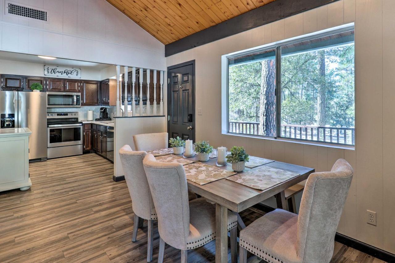 Rustic-chic With Deck In Wooded Area! Holiday home *
